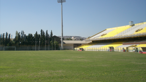 Tarihi Alsancak Stadı'nda yıkım başladı