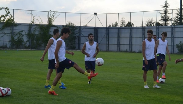 Ankaragücü yoğun temposunu sürdürüyor