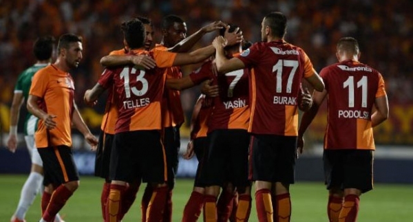 Galatasaray taraftarıyla buluşuyor