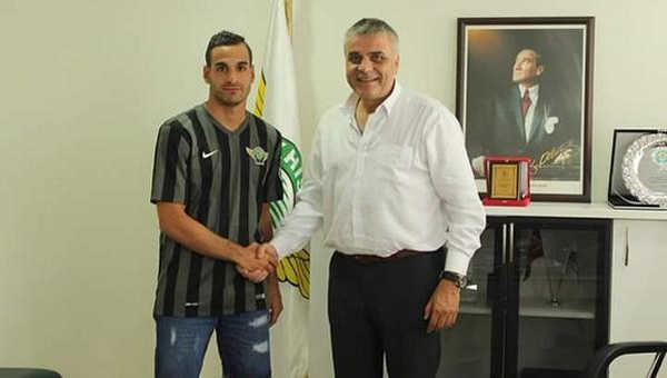 Mervan Çelik, Akhisar Belediyespor'da...