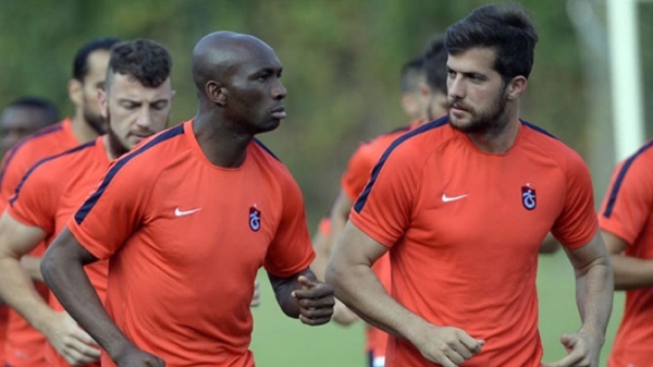 Mbia yılın futbolcusu ödülüne aday