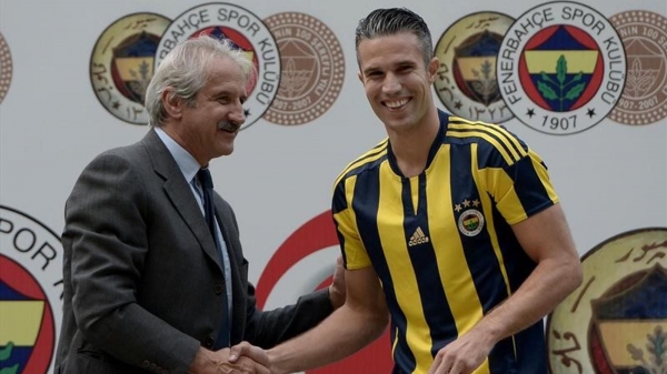 Terraneo'dan van Persie'ye: "Forma senin"