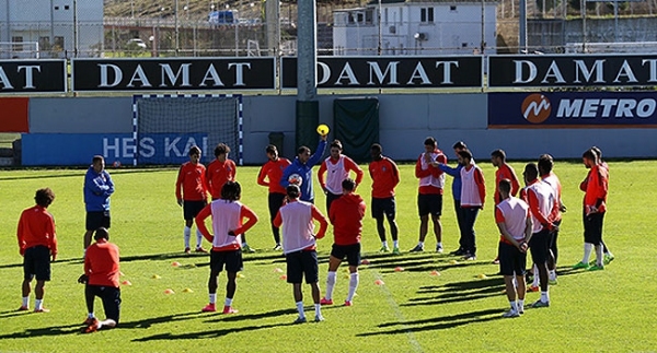 Mehmet Ekici ve Cavanda antrenmanda