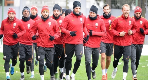 Galatasaray  hazırlıklara başladı