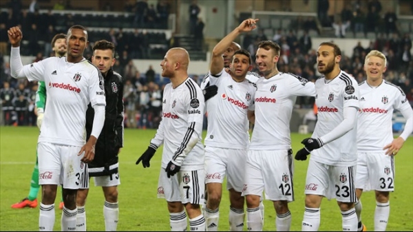 Beşiktaş'ta Ersan'ın yerine 19'luk stoper