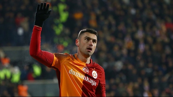 Burak Yılmaz, yönetimi hedef gösterdi!