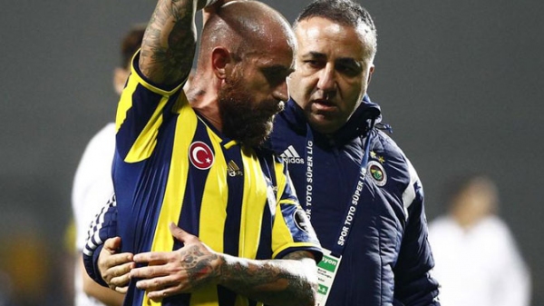 Meireles döndü!