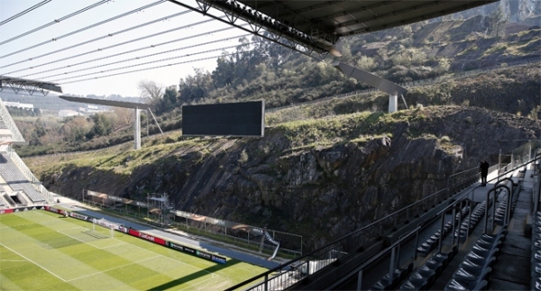 Braga'nın enteresan stadı!