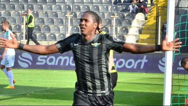 Bursaspor, Rodallega’yı istiyor