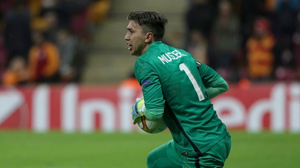 Muslera ayrılacak, Karcemarkskas gelecek!