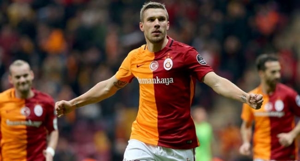 Podolski noktayı koydu