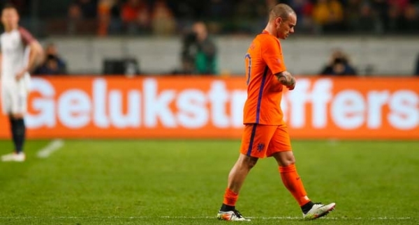 Sneijder'den kötü haber