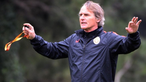 Riekerink 11'i belirlemeye çalışıyor