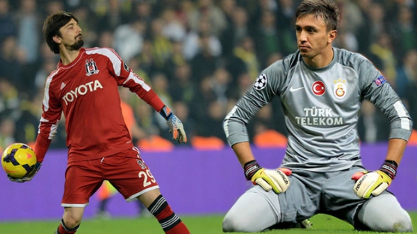 Tolga'dan olay Muslera göndermesi