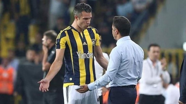 Aziz Yıldırım'dan Pereira ve Van Persie'ye uyarı!