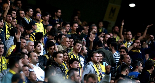 Kadıköy'de 'yönetim istifa' sesleri!