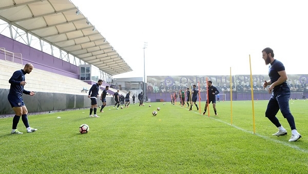 Osmanlıspor çifte gidiyor