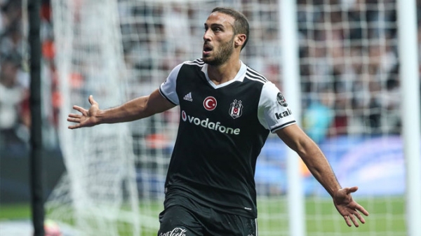 Cenk Tosun kendini aştı!