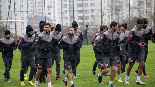 Adanaspor, Başakşehir maçına hazırlanıyor