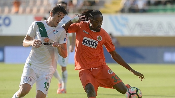 Alanyaspor'da Abdoulaye Ba krizi!