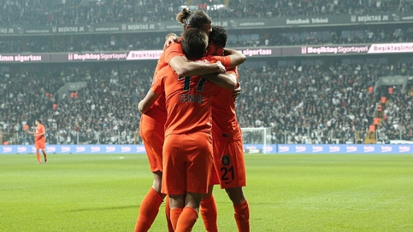 Başakşehir yenilgiyi unuttu!