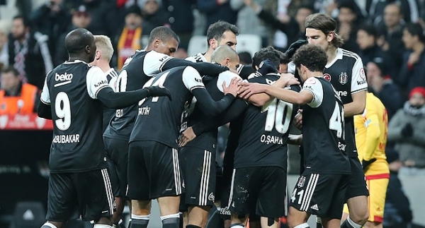 Beşiktaş liderliği unuttu