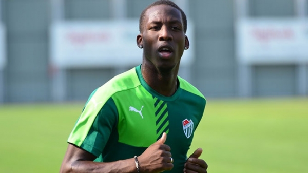 Bursaspor'dan Advincula açıklaması