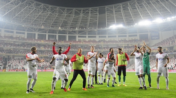 Fenerbahçe'ye Antalya yaramıyor!