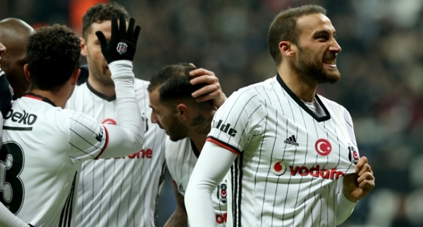 Lider Beşiktaş seriyi sürdürdü