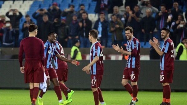 Trabzonspor yenilmezliğini sürdürdü