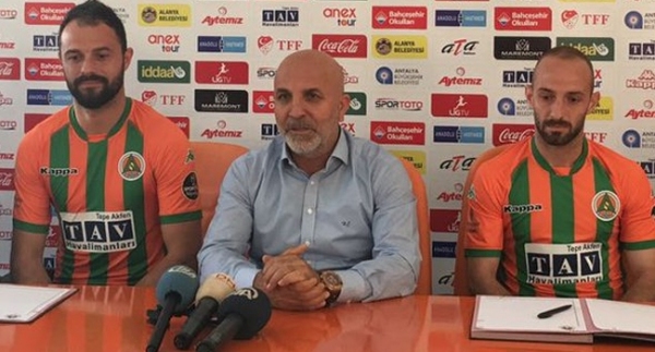 Alanyaspor iç transferde hızlı