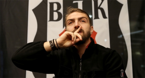 Beşiktaş, Caner Erkin'i bitirdi