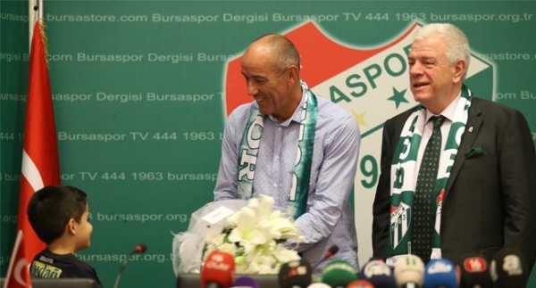 Bursaspor Le Guen'i bekliyor