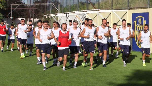 Ankaragücü, Erzurum'a hangi oyuncuları götürüyor?