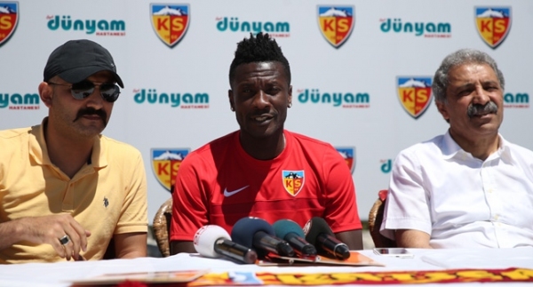 Asamoah Gyan resmen Kayserispor'da