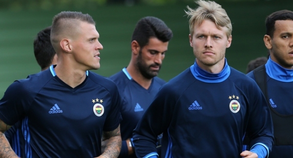 "Simon Kjaer ile görüşüyoruz"