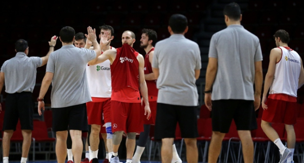 A Milli Basketbol Takımı, İspanya maçına hazır