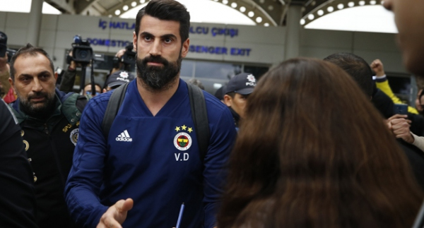 Fenerbahçe'de Volkan'a yoğun ilgi