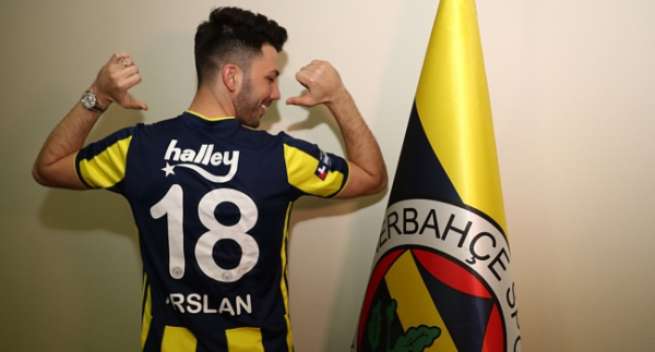 Tolgay Arslan: "Fenerbahçe, Türkiye'nin en büyük camiası"