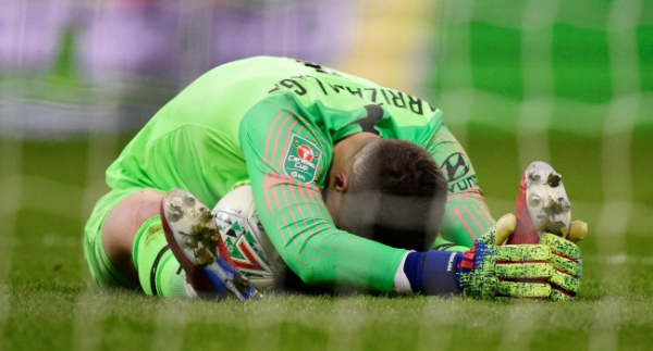 Kepa Arrizabalaga'nın bir haftalık maaşı kesildi!