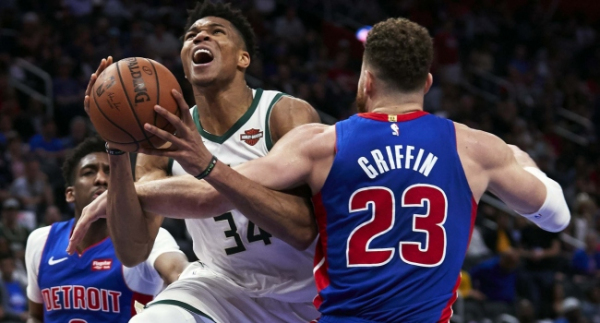 Bucks 18 yıl sonra ilk kez tur atladı