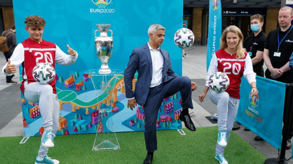 EURO 2020 finali tam kapasite oynanabilir